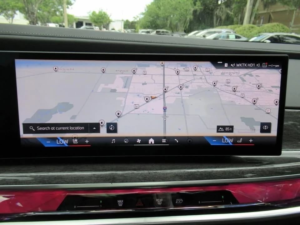 2023 BMW G70 7 Series - Image 8 of 12