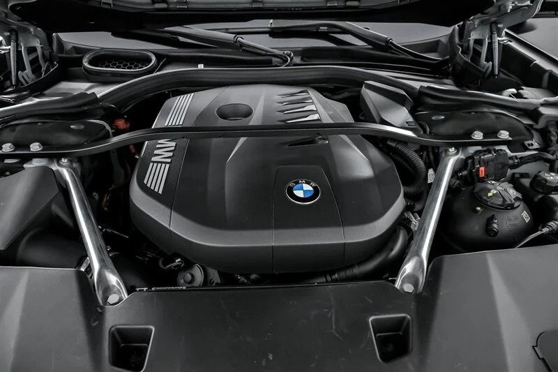 2023 BMW G70 7 Series - Image 17 of 21