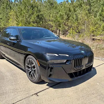 2023 BMW 7 Series 740i Sedan 4D