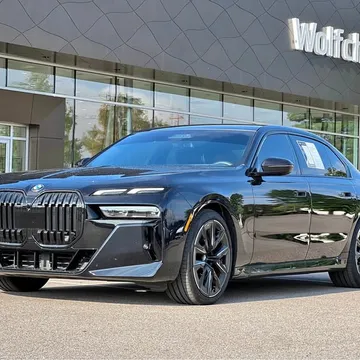 2023 BMW 740i Sedan 4D