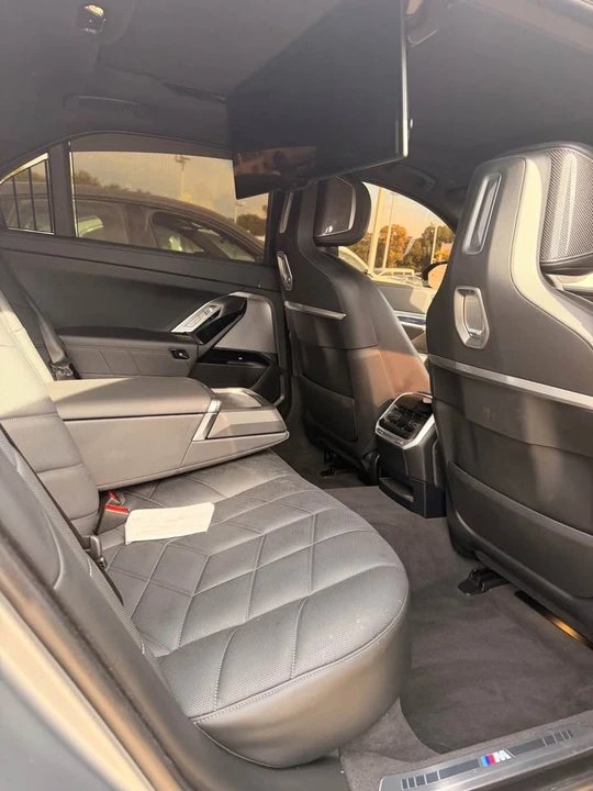 2023 BMW G70 7 Series - Image 11 of 11