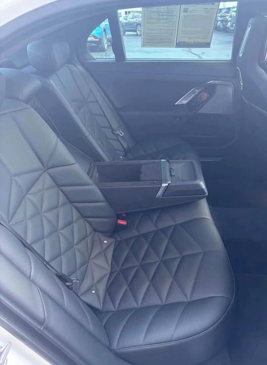 2023 BMW G70 7 Series - Image 6 of 6