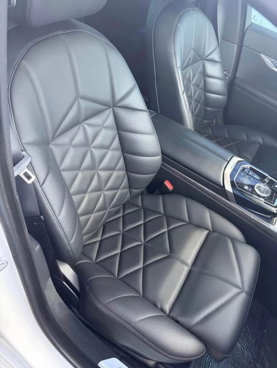 2023 BMW G70 7 Series - Image 4 of 8
