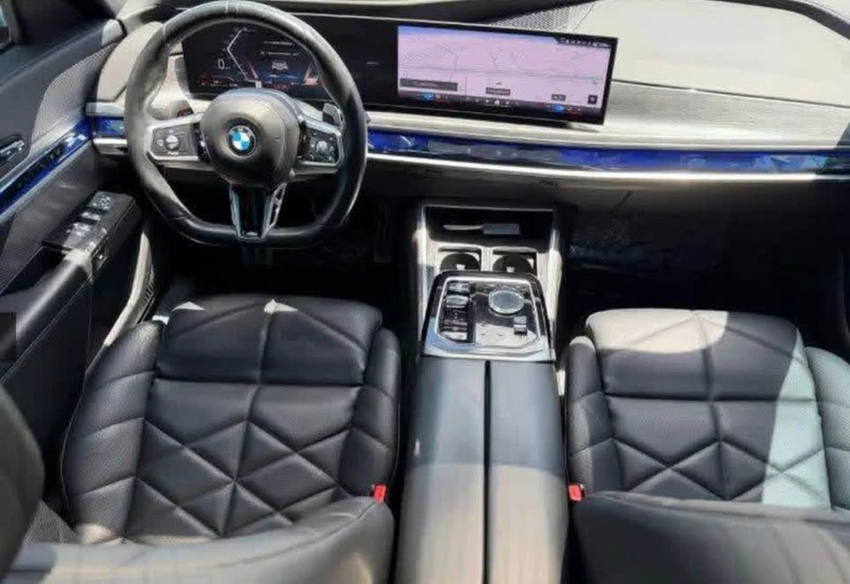 2023 BMW G70 7 Series - Image 8 of 8