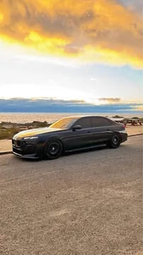 2023 BMW 7 Series 740i Sedan 4D