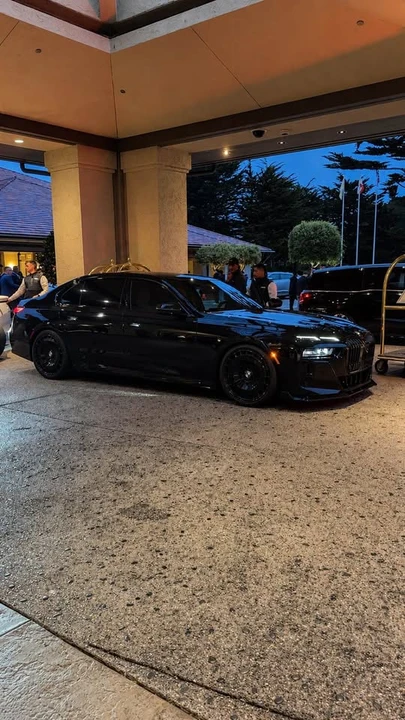 2023 BMW G70 7 Series - Image 3 of 6