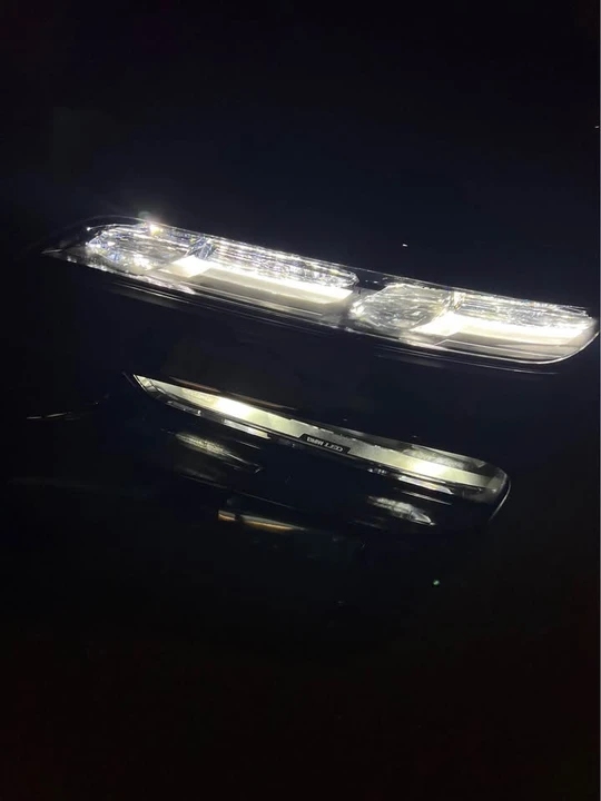 2023 BMW G70 7 Series - Image 4 of 11