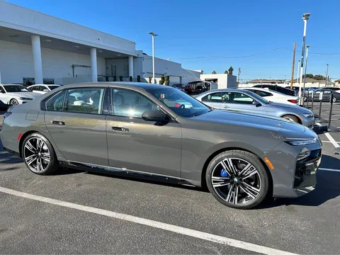 2023 BMW 7 Series 740i Sedan 4D