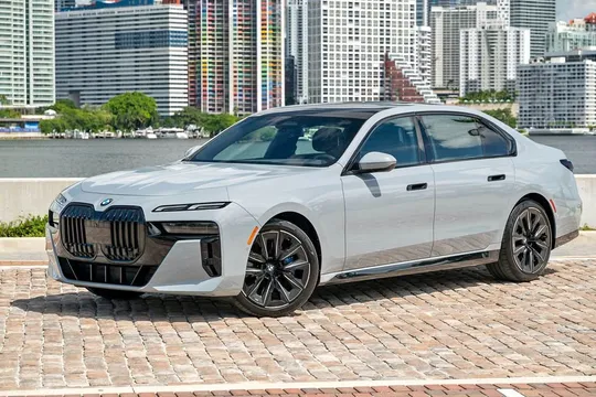 2023 BMW 7 Series 740i Sedan 4D