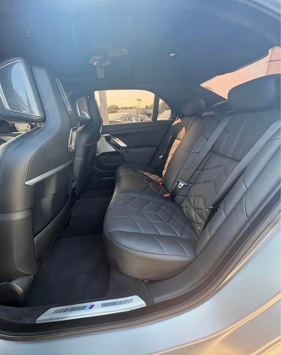 2023 BMW G70 7 Series - Image 7 of 9