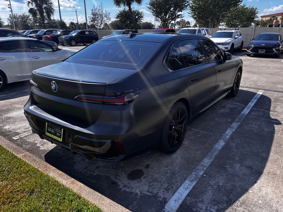 2023 BMW G70 7 Series - Image 4 of 9