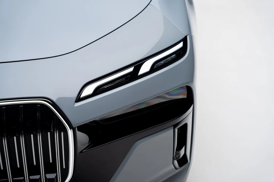 2023 BMW G70 7 Series - Image 12 of 21