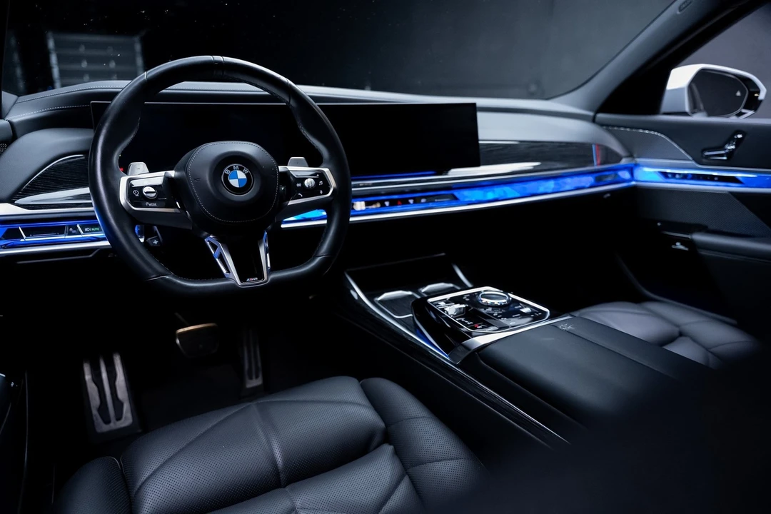 2023 BMW G70 7 Series - Image 2 of 21