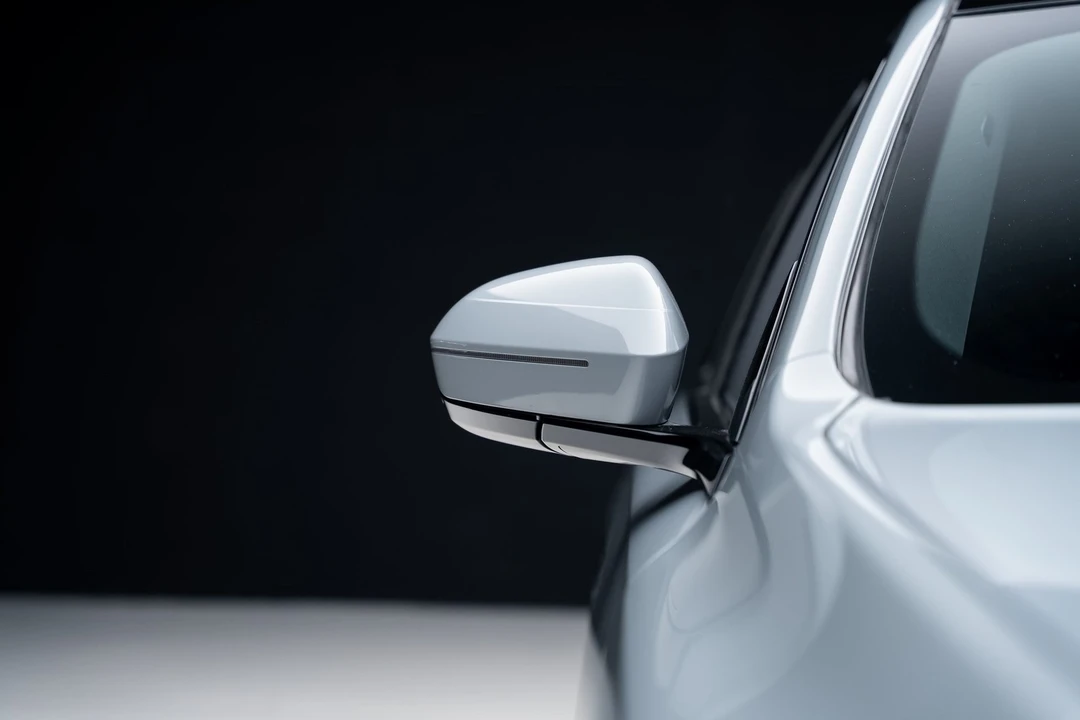 2023 BMW G70 7 Series - Image 15 of 21
