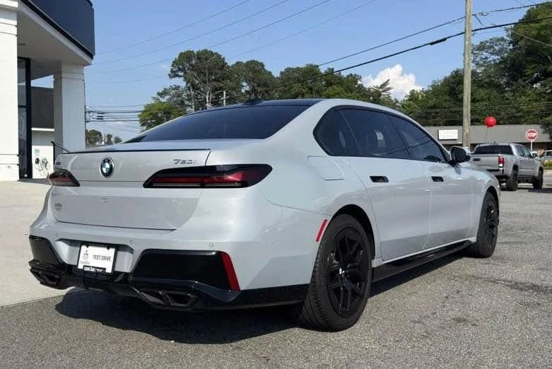 2023 BMW G70 7 Series - Image 3 of 14