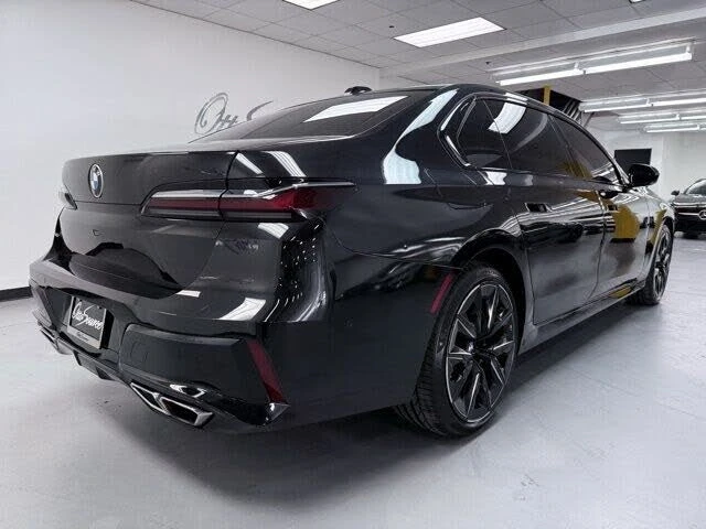 2023 BMW G70 7 Series - Image 5 of 20