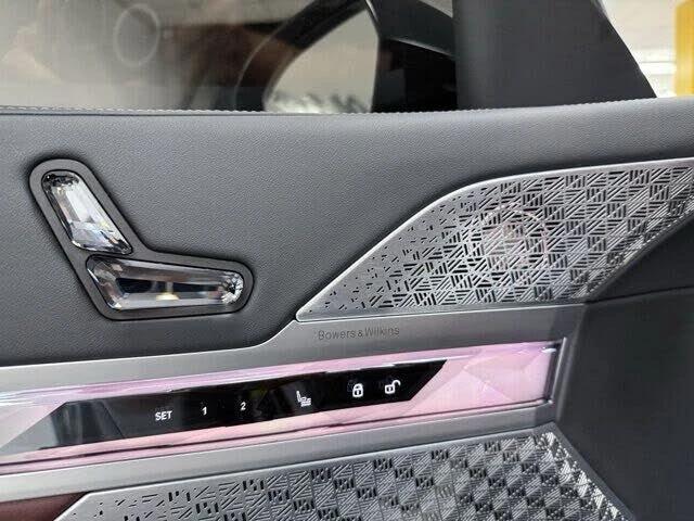 2023 BMW G70 7 Series - Image 8 of 20