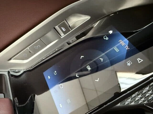 2023 BMW G70 7 Series - Image 16 of 20