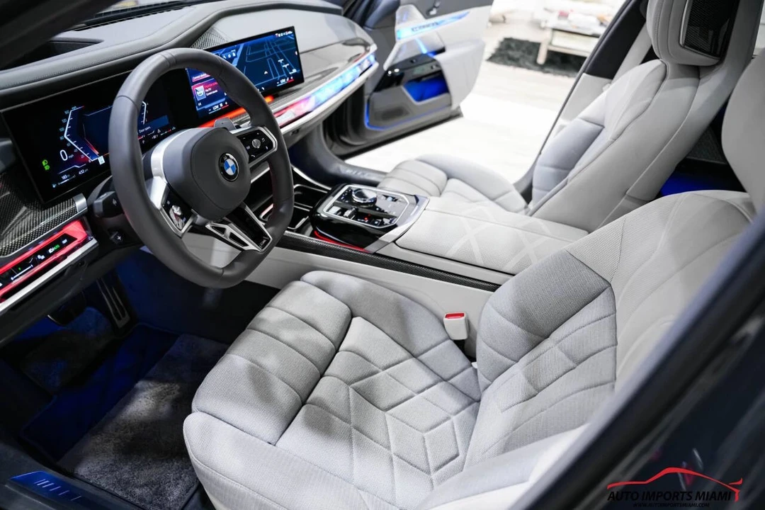 2023 BMW G70 7 Series - Image 9 of 12