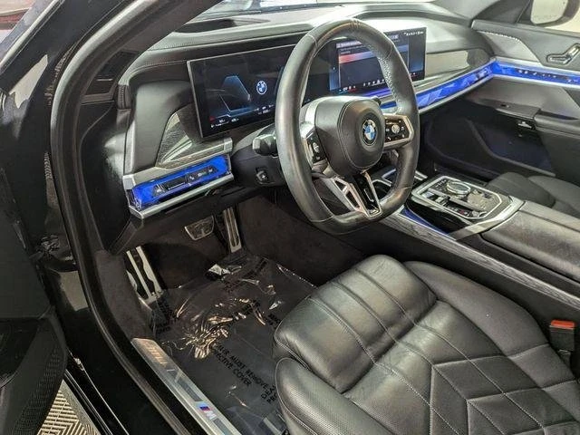 2023 BMW G70 7 Series - Image 3 of 8