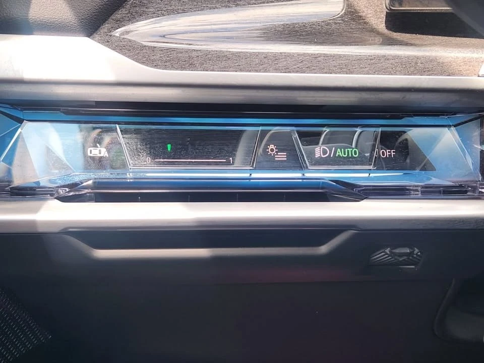 2023 BMW G70 7 Series - Image 18 of 20