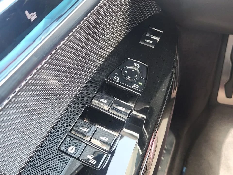 2023 BMW G70 7 Series - Image 20 of 20