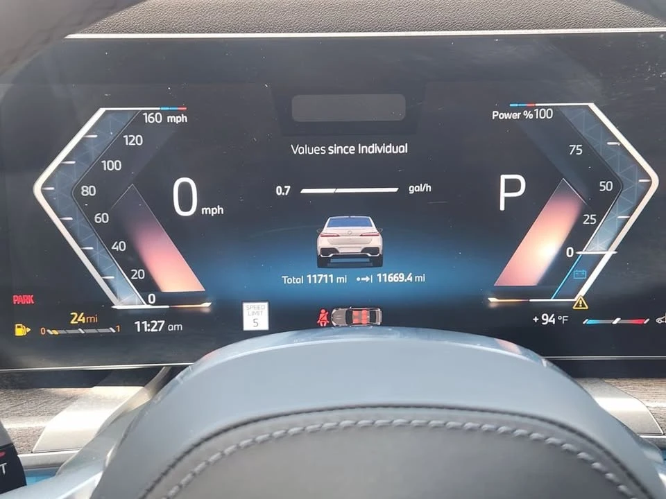 2023 BMW G70 7 Series - Image 12 of 20