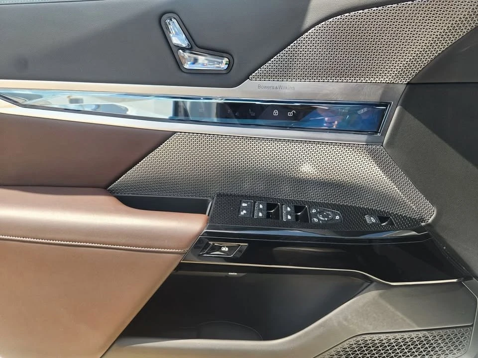 2023 BMW G70 7 Series - Image 19 of 20