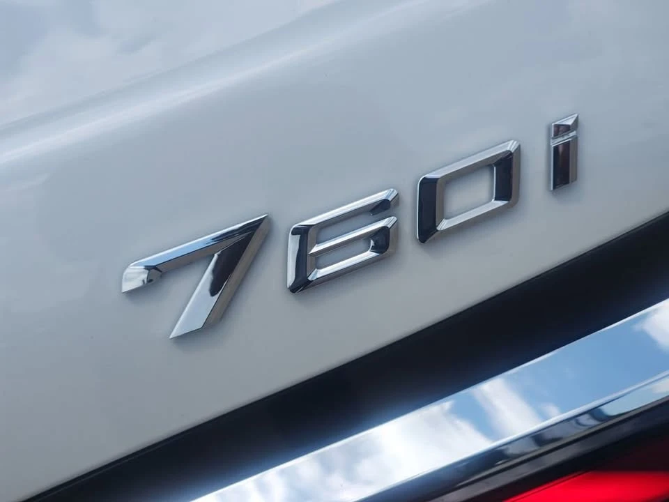 2023 BMW G70 7 Series - Image 11 of 20