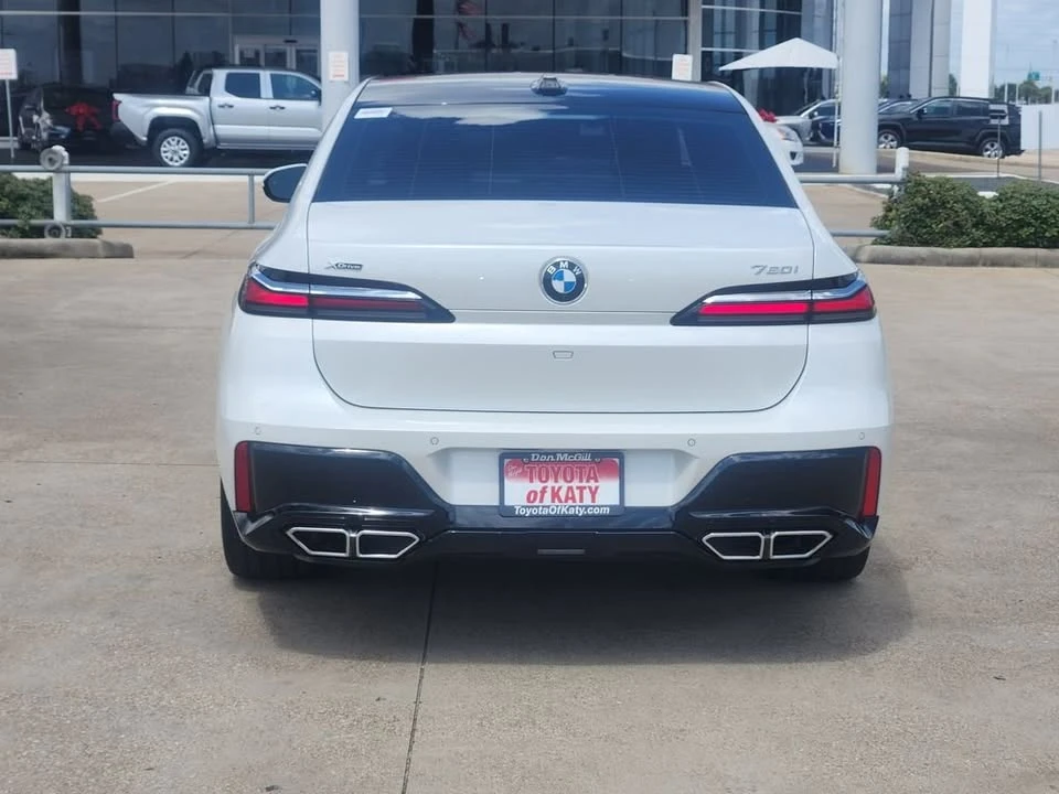 2023 BMW G70 7 Series - Image 6 of 20