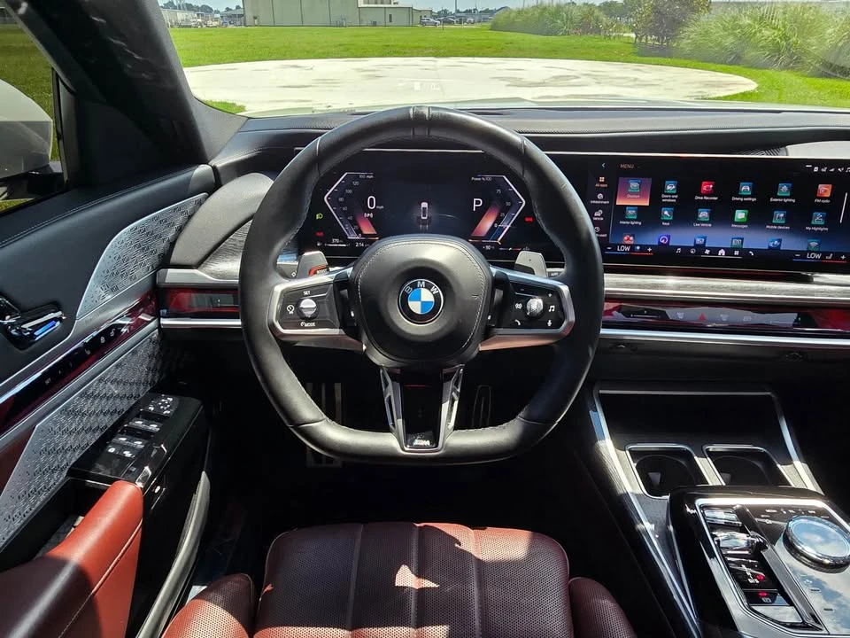 2023 BMW G70 7 Series - Image 5 of 12