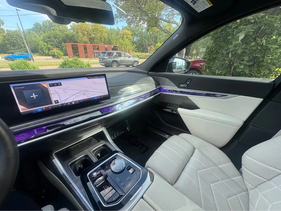 2023 BMW G70 7 Series - Image 18 of 18