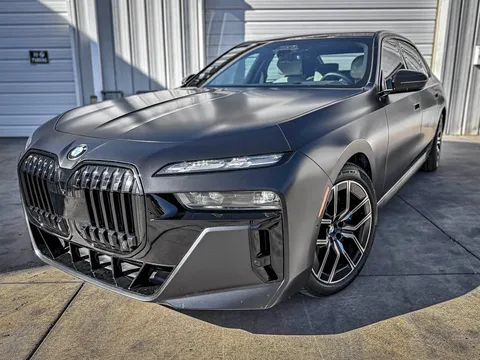 2023 BMW 7 Series 760i xDrive Sedan 4D