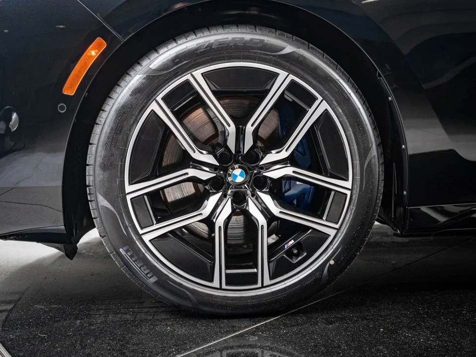 2023 BMW G70 7 Series - Image 13 of 21