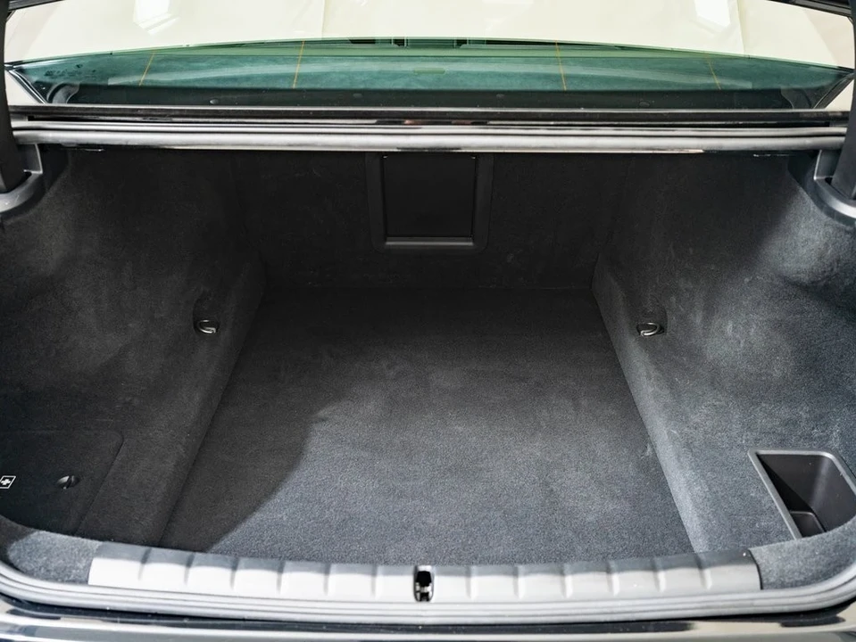 2023 BMW G70 7 Series - Image 17 of 21