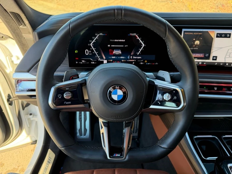 2023 BMW G70 7 Series - Image 19 of 21
