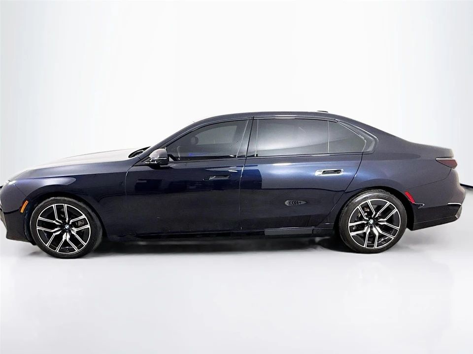 2023 BMW G70 7 Series - Image 4 of 14