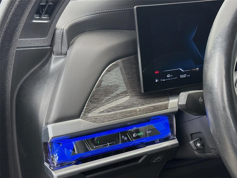 2023 BMW G70 7 Series - Image 7 of 14