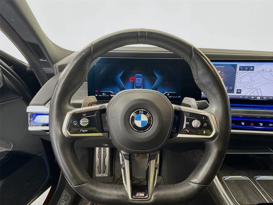 2023 BMW G70 7 Series - Image 8 of 14
