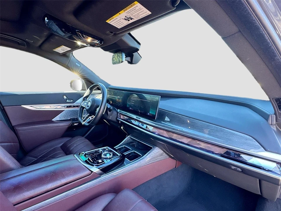 2023 BMW G70 7 Series - Image 14 of 14