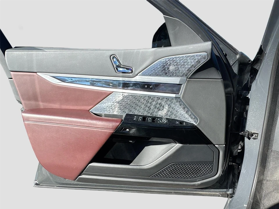 2023 BMW G70 7 Series - Image 6 of 14