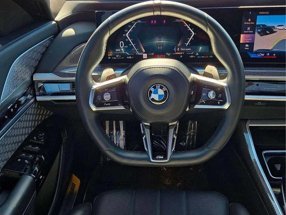 2023 BMW G70 7 Series - Image 4 of 8