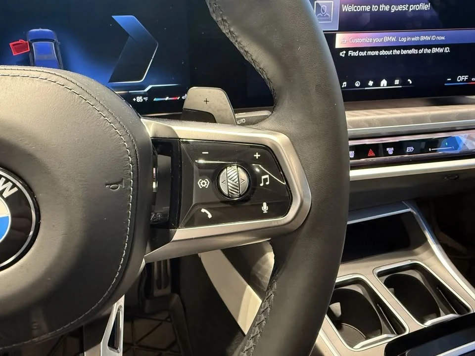2023 BMW G70 7 Series - Image 14 of 20