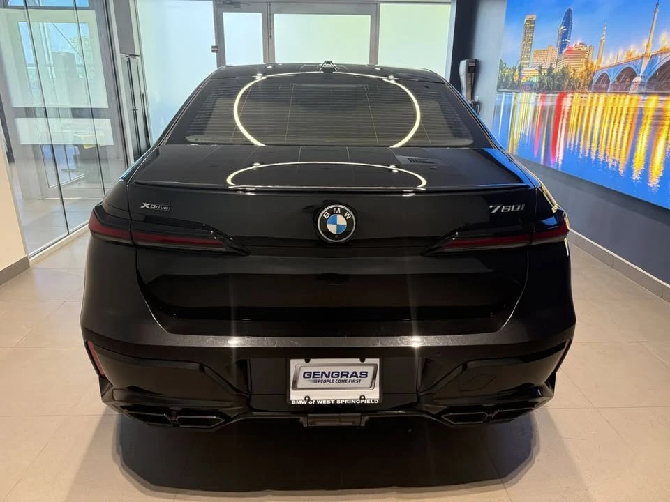 2023 BMW G70 7 Series - Image 7 of 20