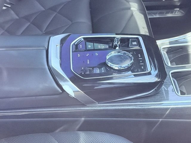 2023 BMW G70 7 Series - Image 11 of 13