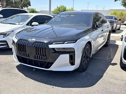 2023 BMW 7 Series 740i