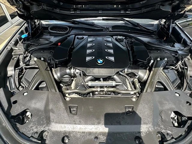 2023 BMW G70 7 Series - Image 10 of 20