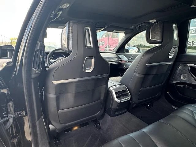 2023 BMW G70 7 Series - Image 18 of 20