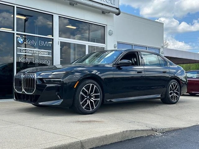 2023 BMW G70 7 Series - Image 2 of 20