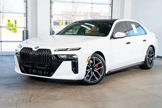 2023 BMW 7 Series 740i Sedan